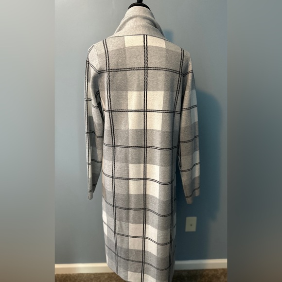 Long Sweater with Matching Detachable Scarf - Picture 5 of 5